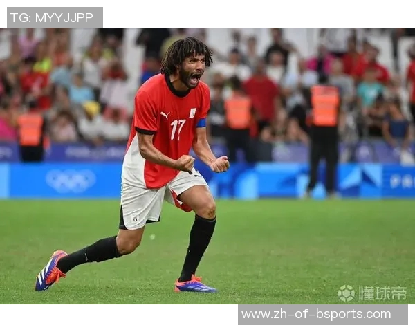 球星热爱足球的背后动力与坚持探究:他们为何如此投入这项运动 球星热爱足球的背后动力与坚持探究:他们为何如此投入这项运动