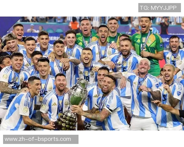 八大足球豪门球星集结揭秘:从梅西到C罗的巅峰时刻与辉煌传奇 八大足球豪门球星集结揭秘:从梅西到C罗的巅峰时刻与辉煌传奇